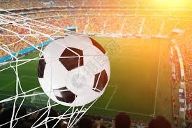 生猛！21岁小将替补梅开二度，后脚跟写意破门+戏耍裤袜