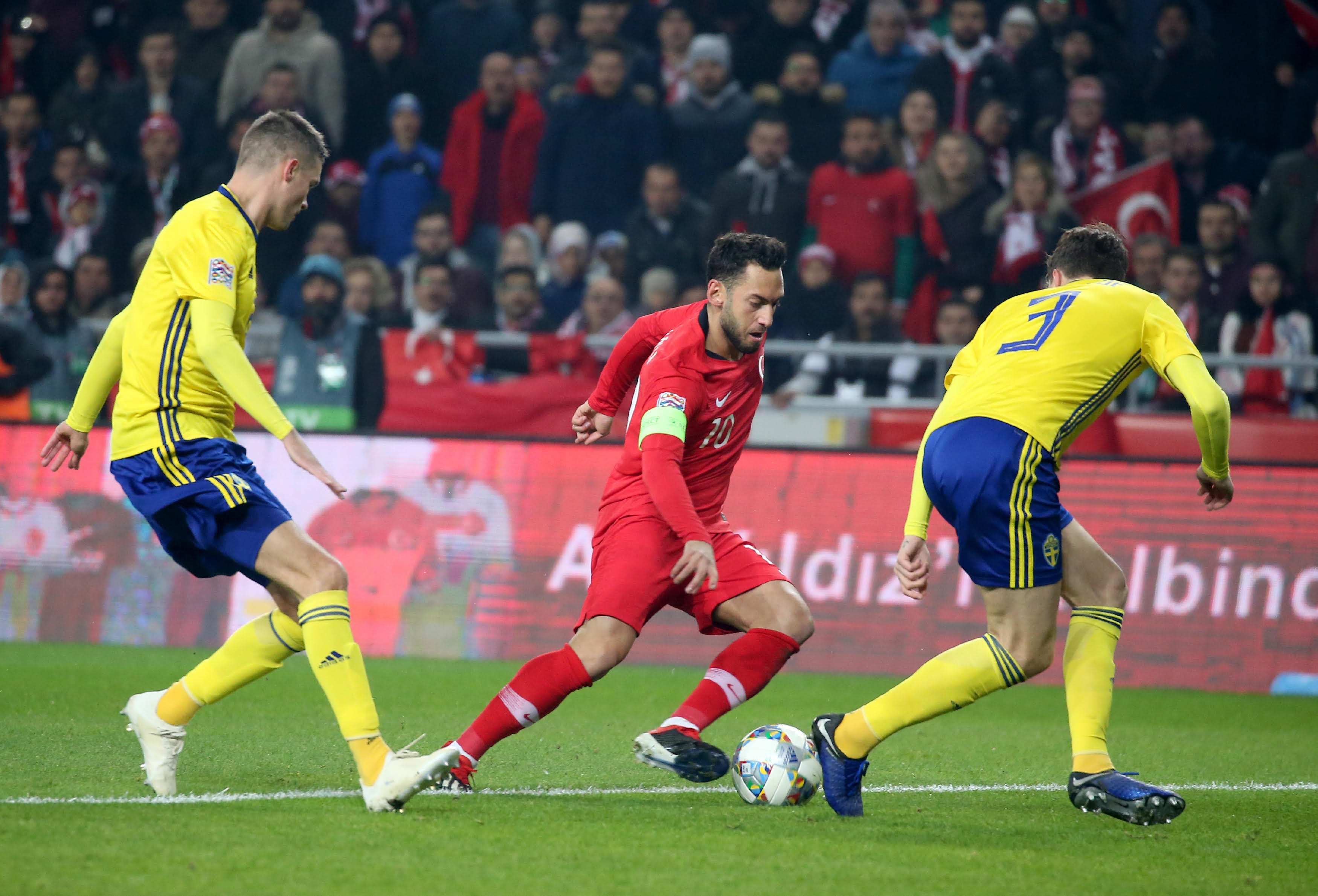 接触到更激 接触到更激