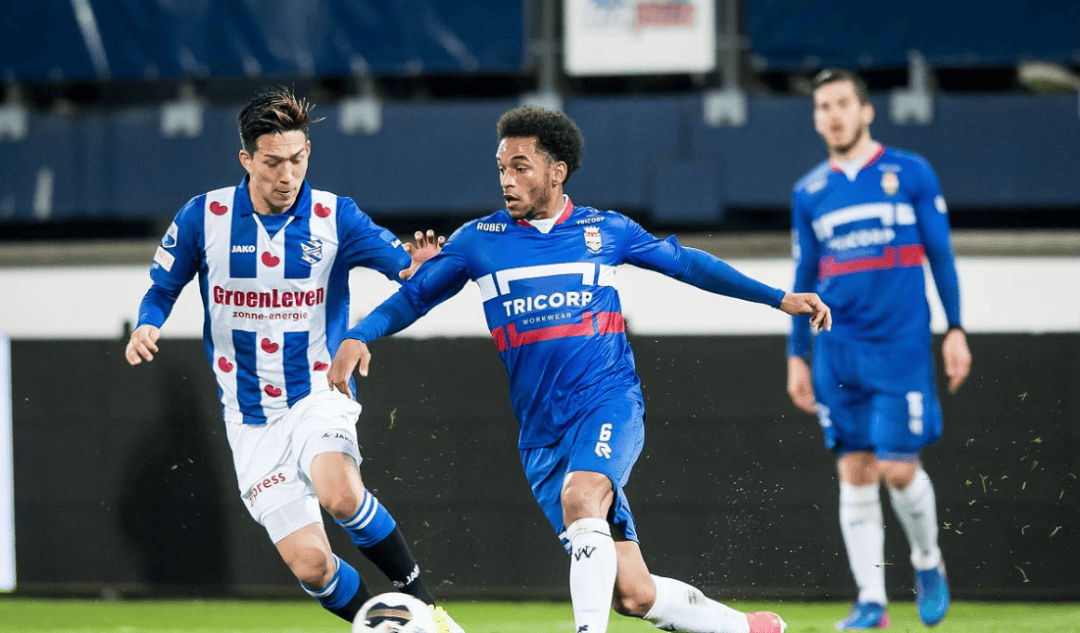 杜埃：在欧冠联赛和在欧国联罚点球的压力一样大.